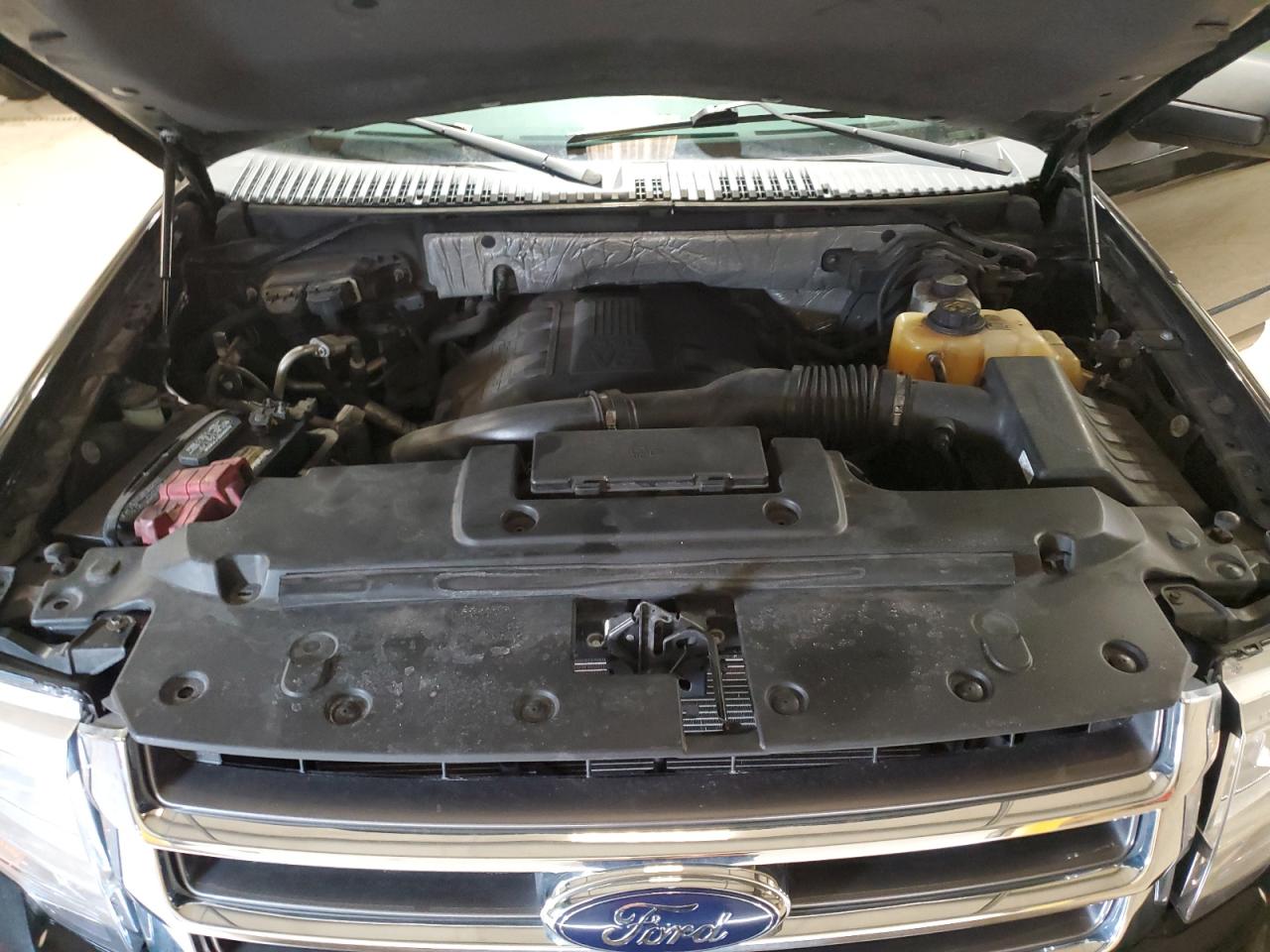2015 Ford Expedition - Image 13