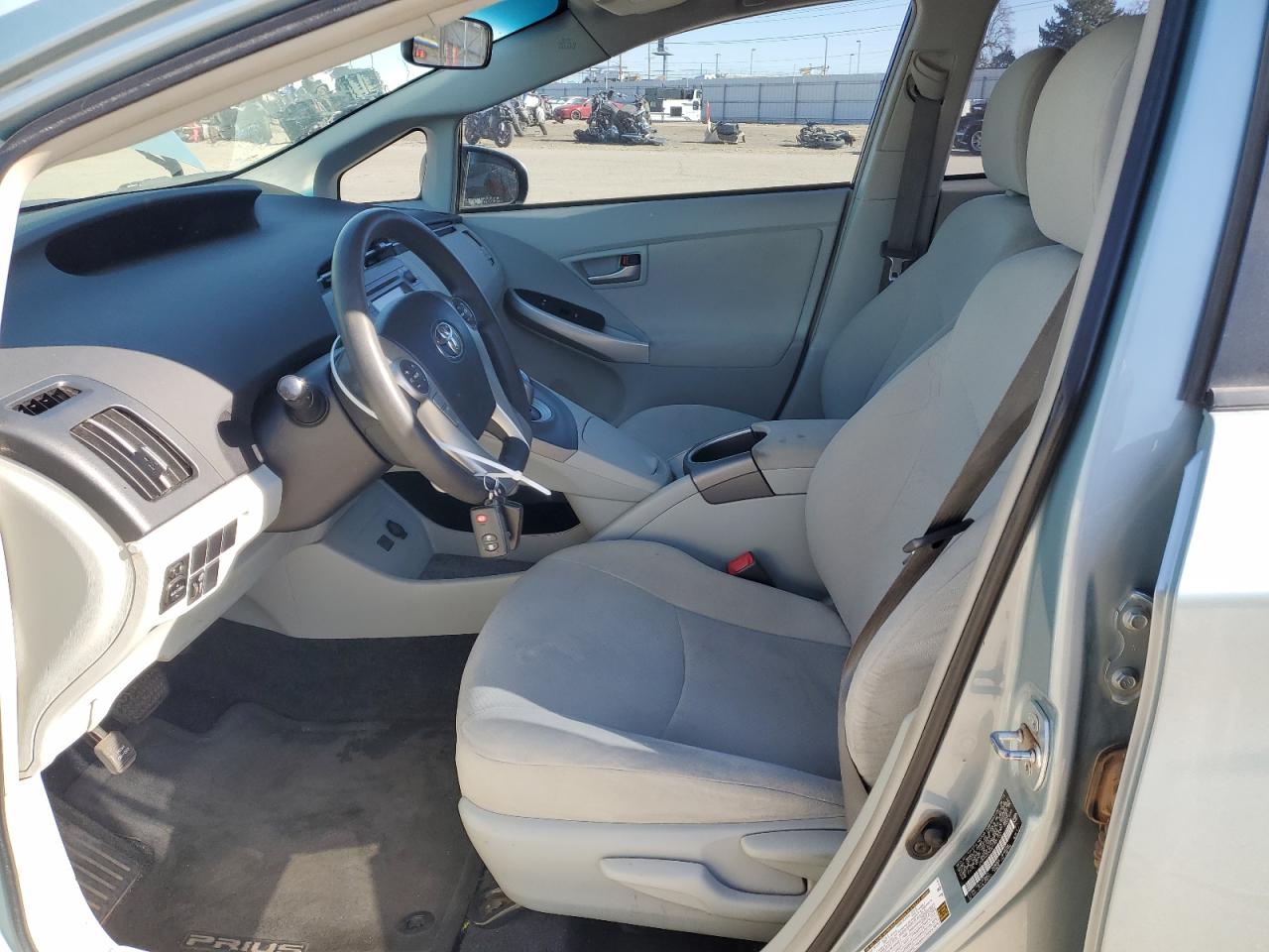 2013 Toyota Prius - Image 7