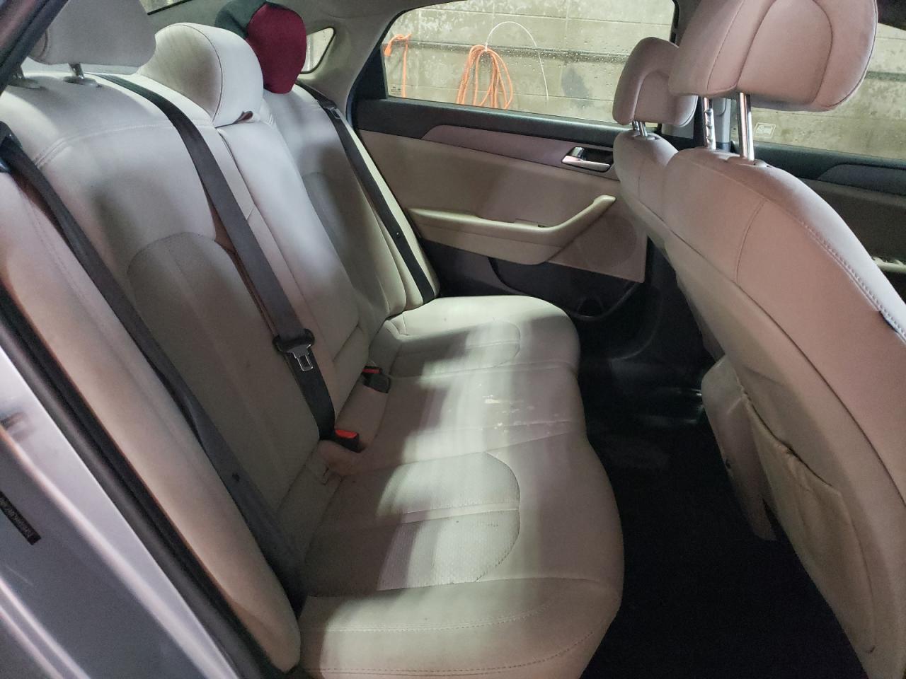 2017 Hyundai Sonata - Image 10