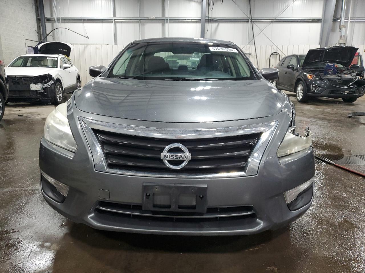 2014 Nissan Altima - Image 5