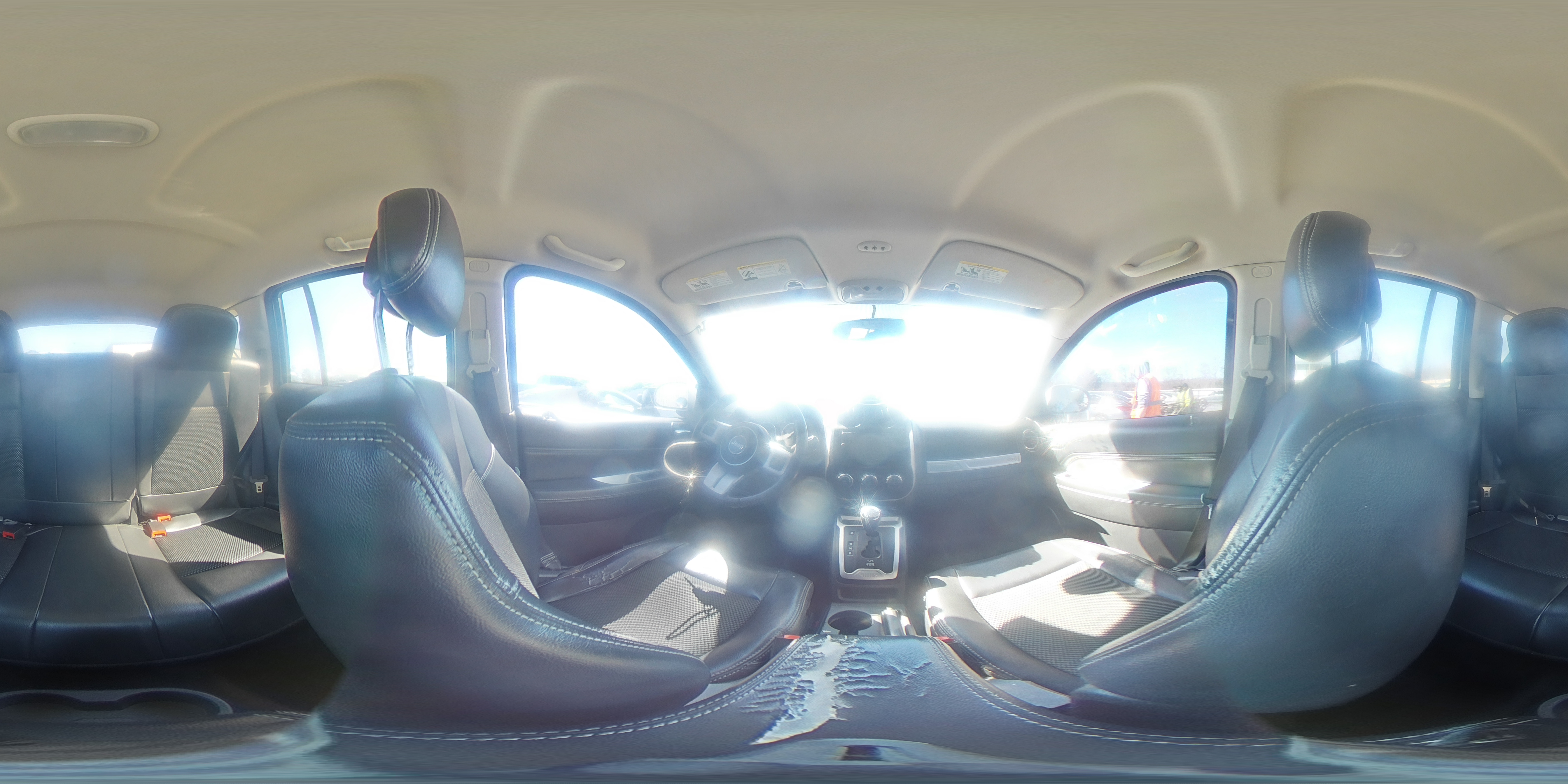 2014 Jeep Compass - Image 16
