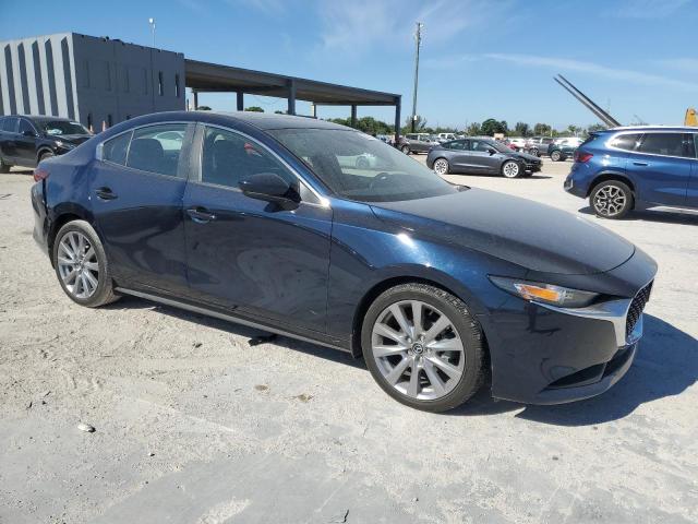  MAZDA 3 2023 Granatowy