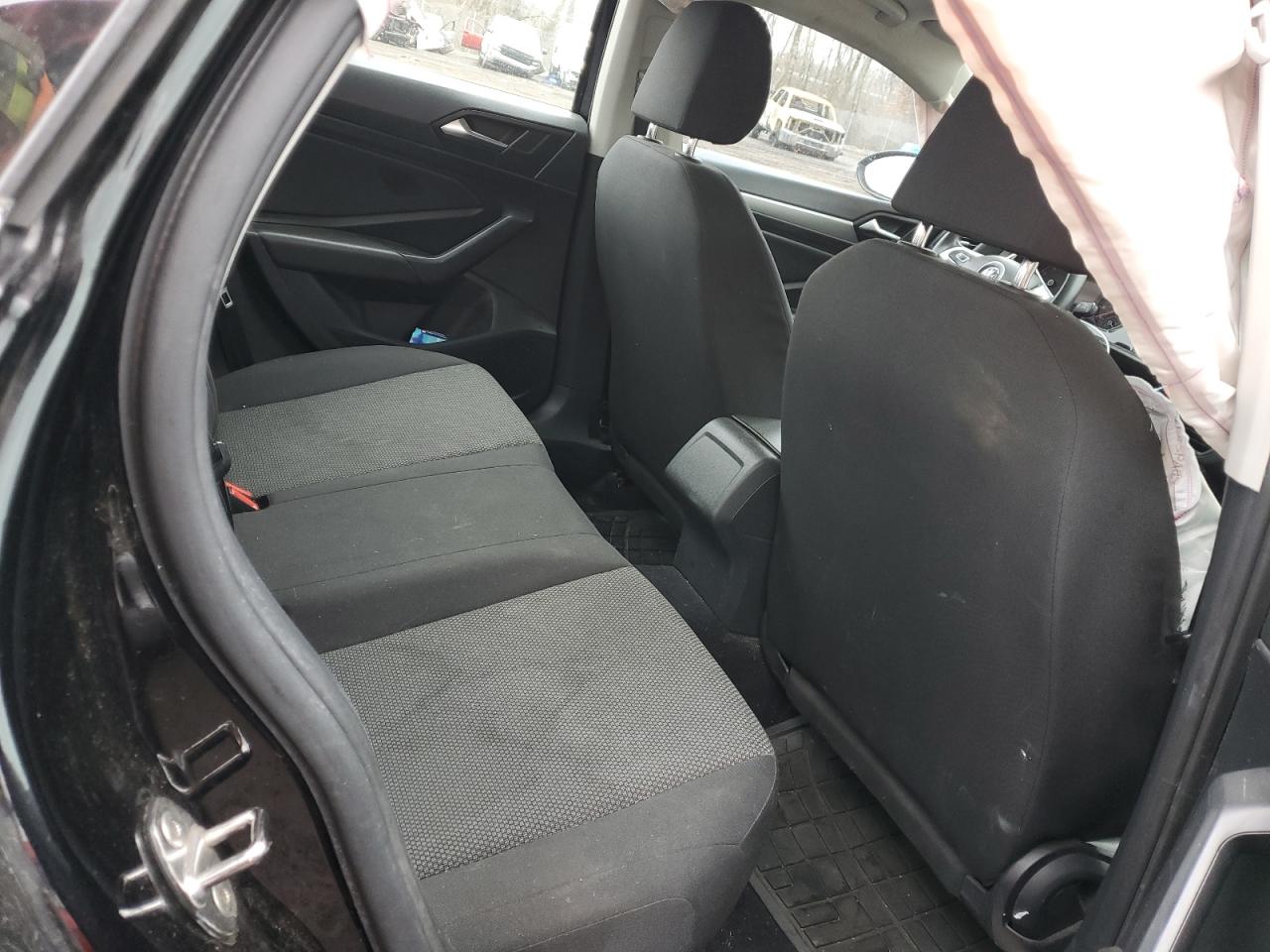 2019 Volkswagen Jetta - Image 10