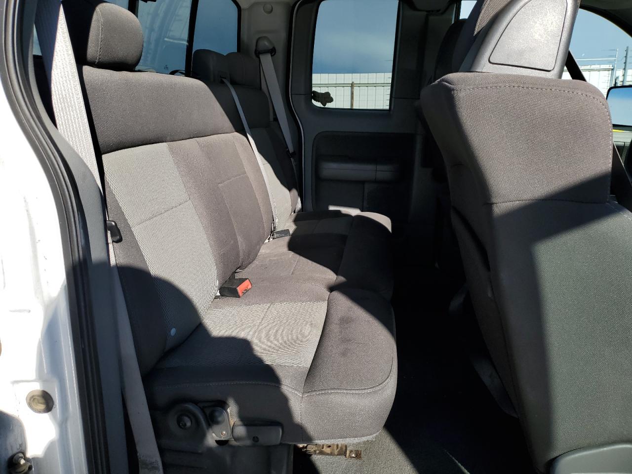 2006 Ford F-150 - Image 10