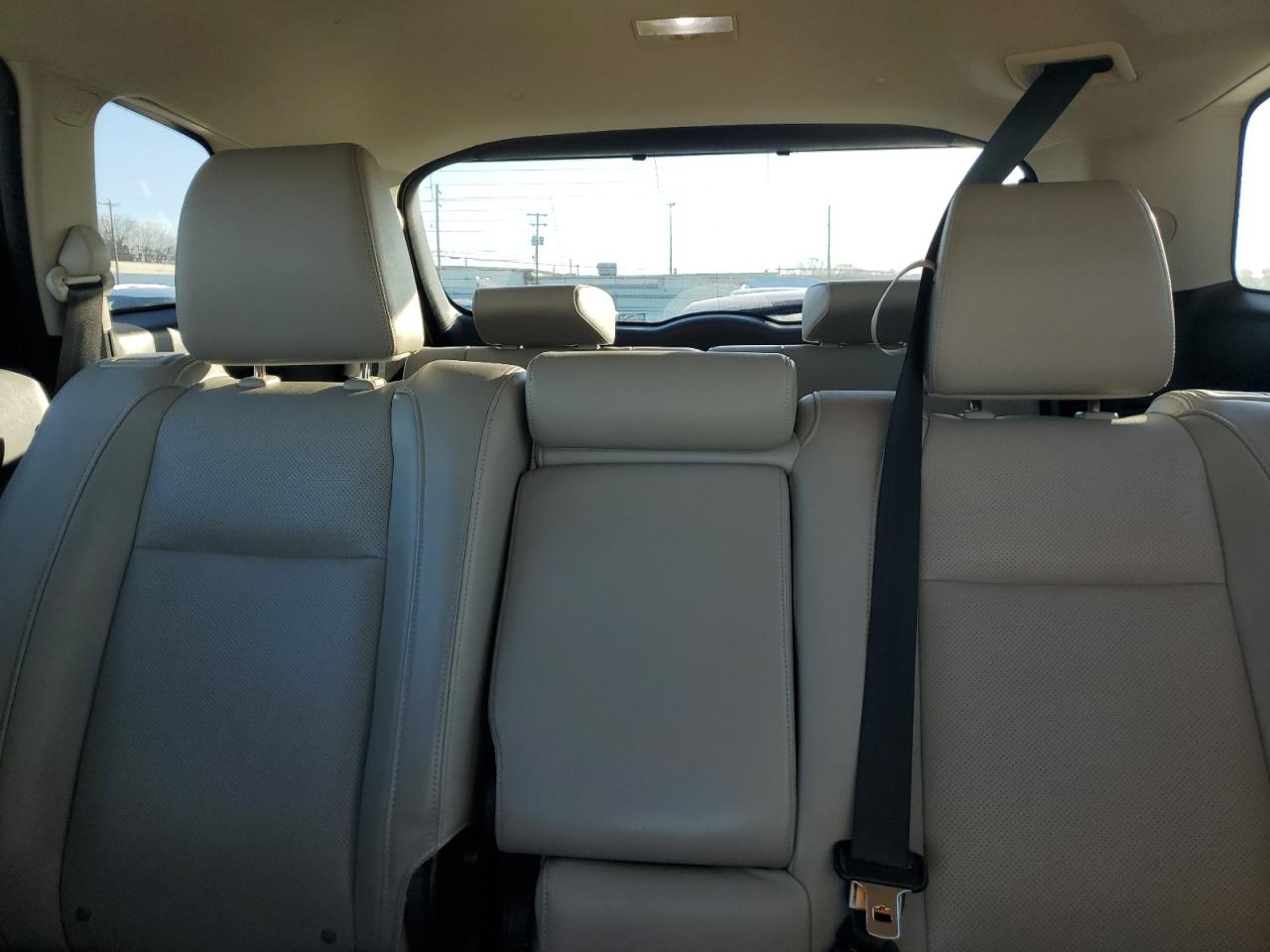 2015 Mazda CX-9 - Image 10