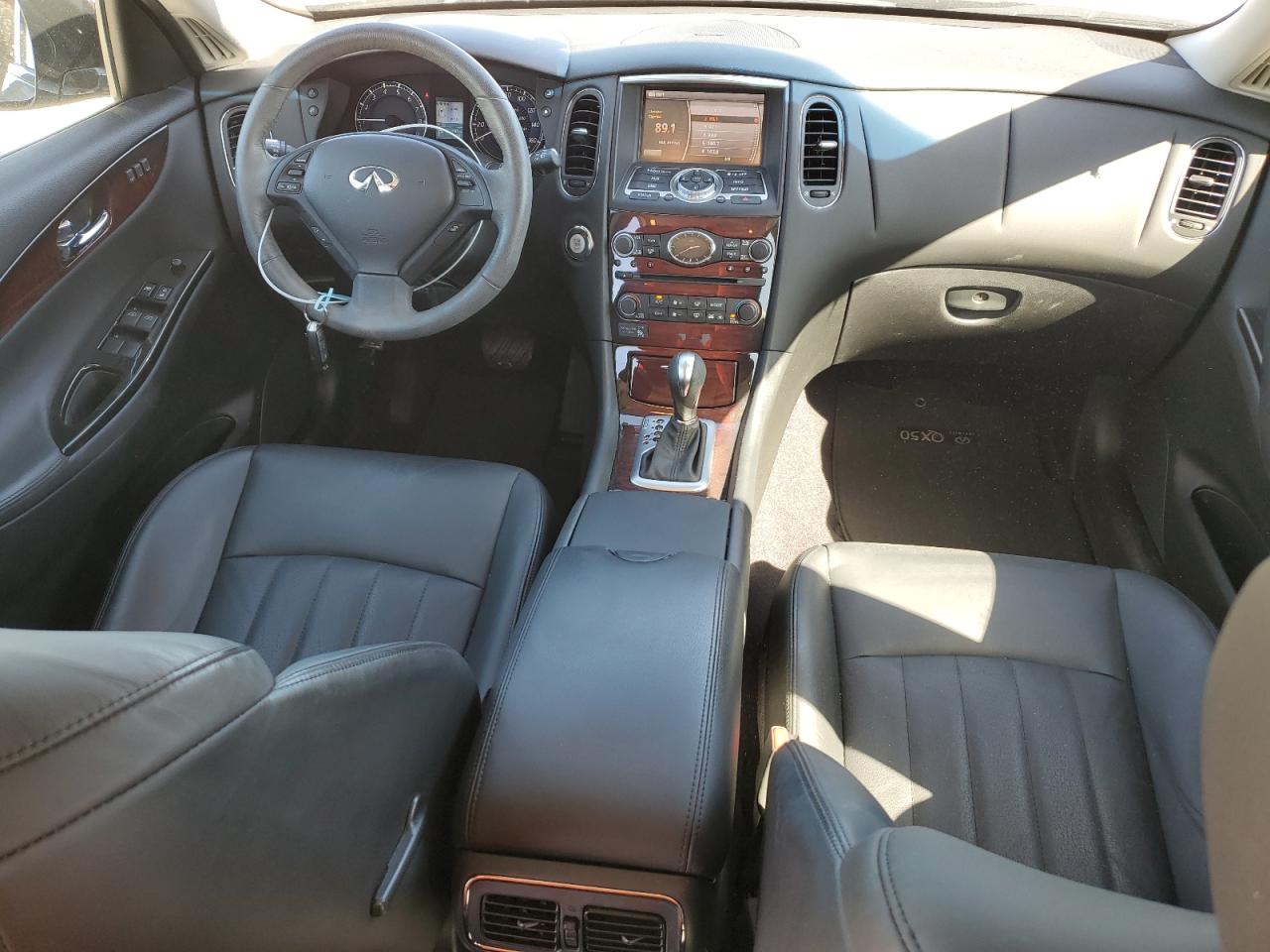 2017 Infiniti QX50 - Image 8