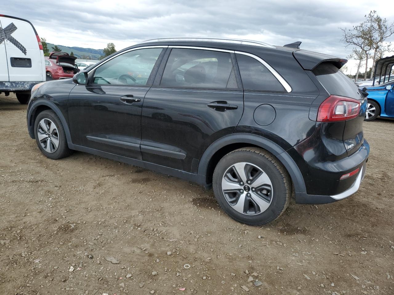 2017 Kia Niro - Image 2