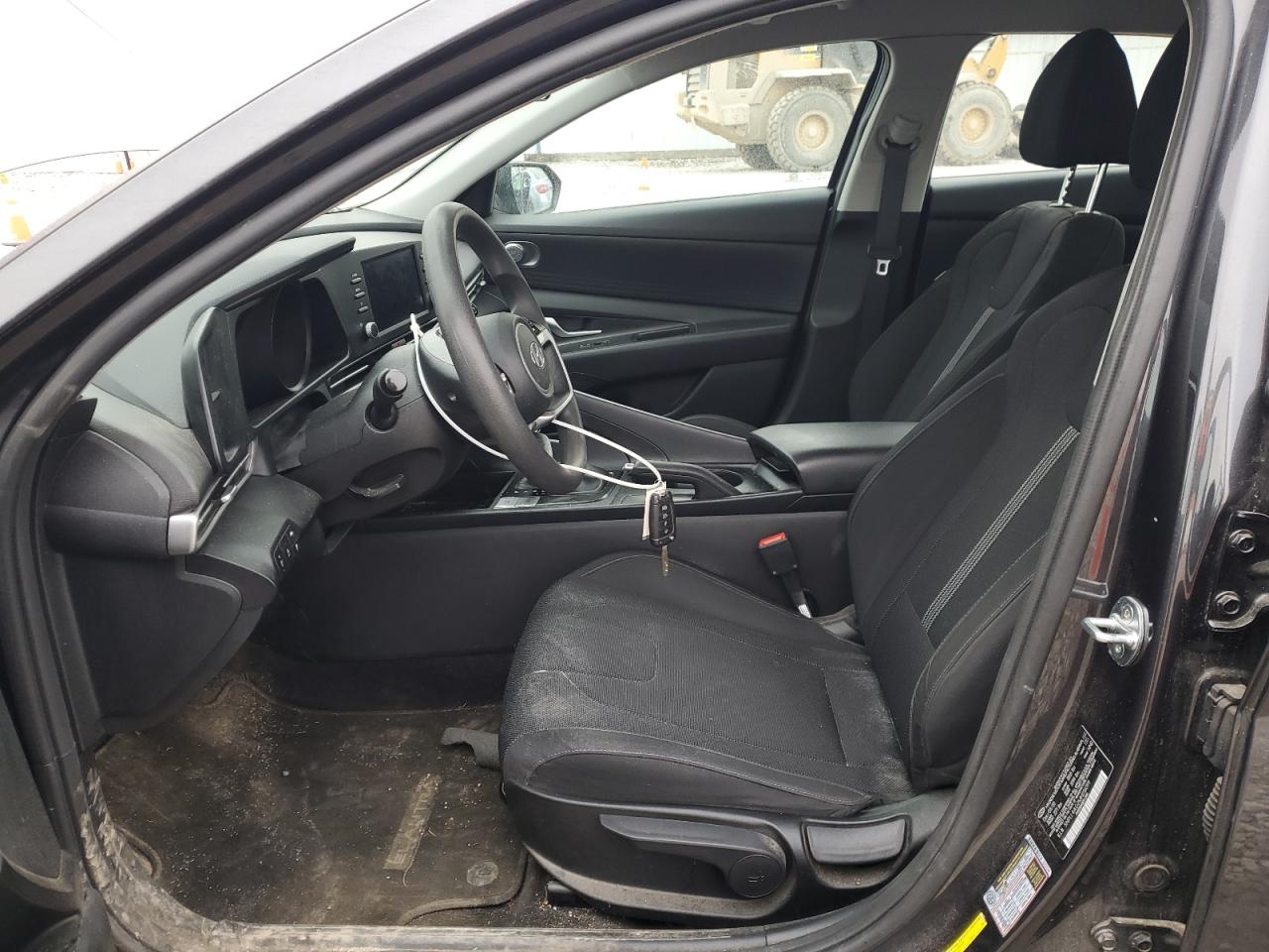 2021 Hyundai Elantra - Image 7