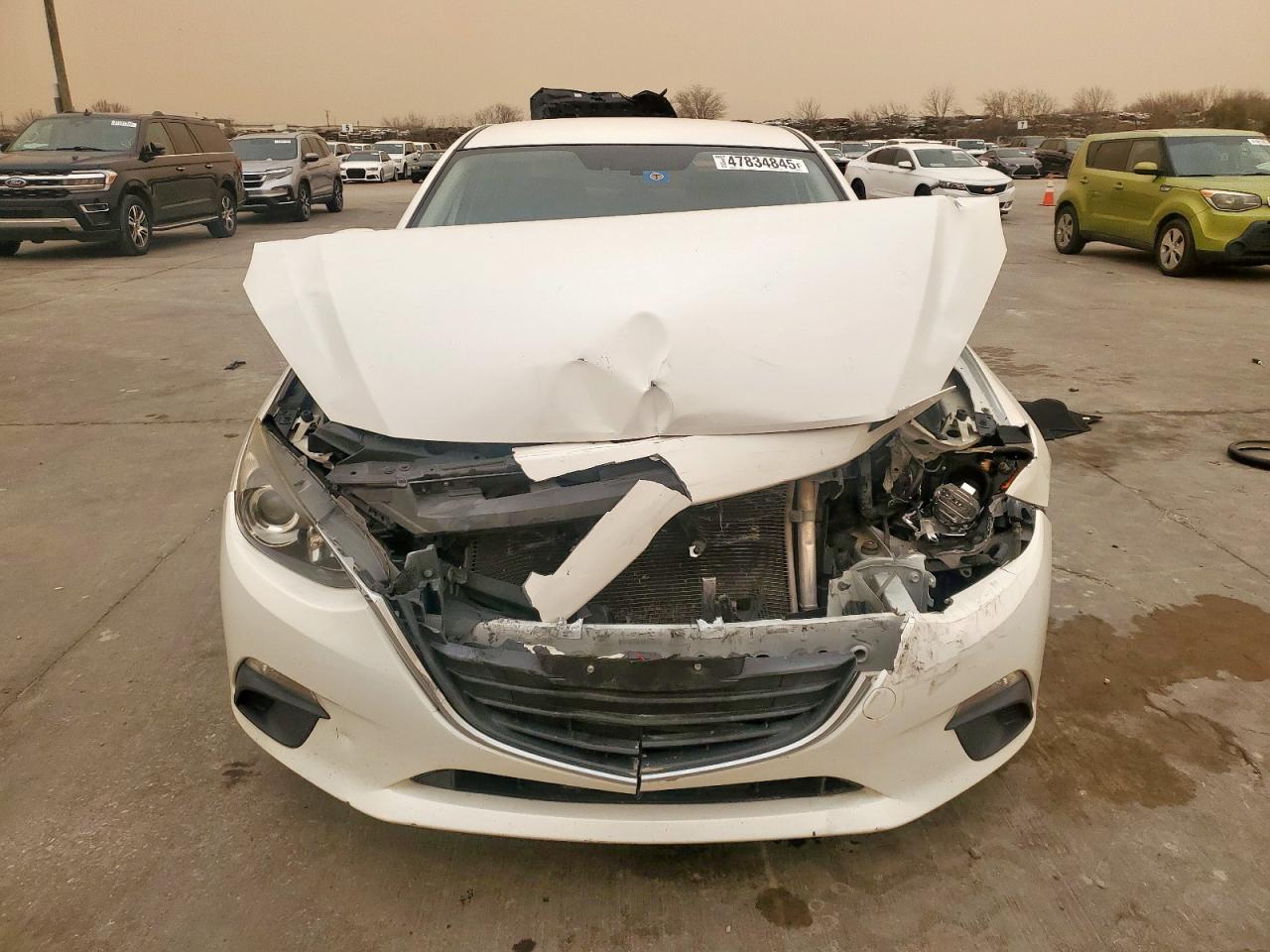 2016 Mazda 3 - Image 5