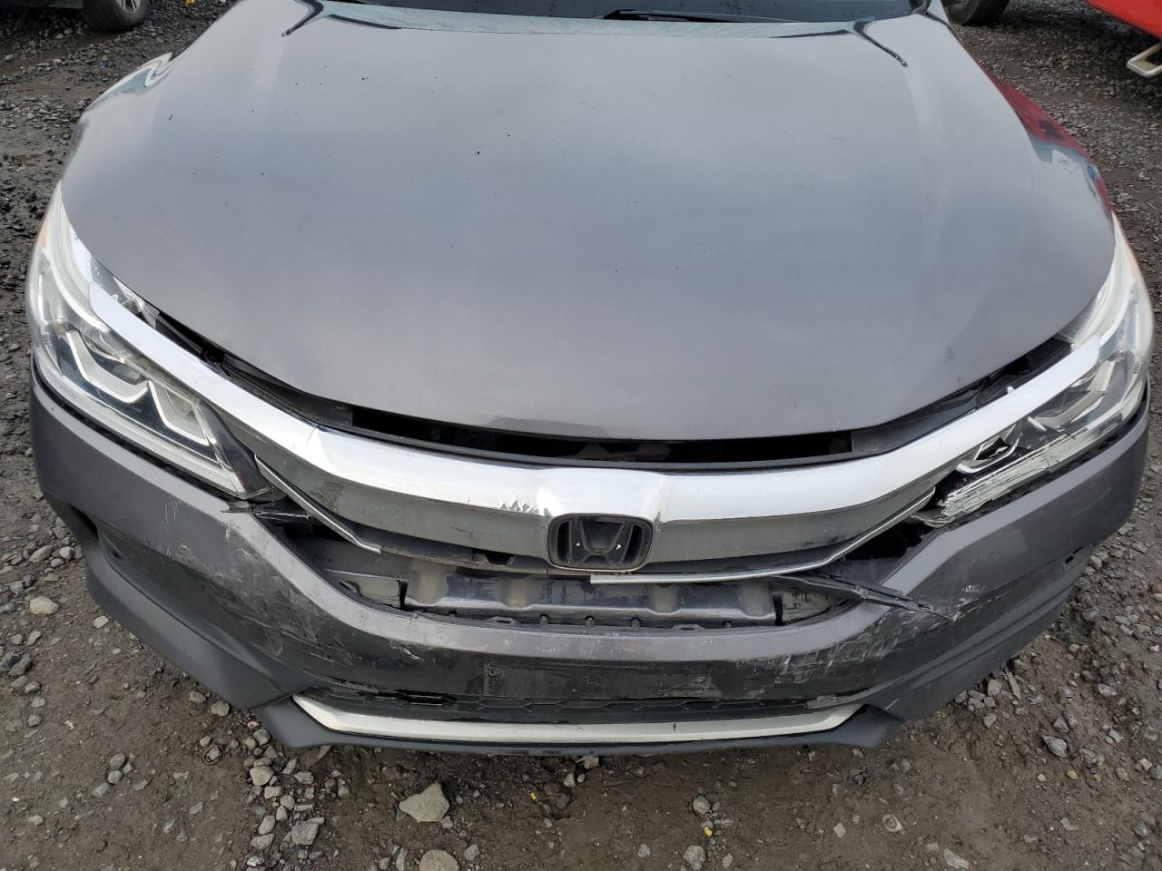 2016 Honda Accord - Image 11