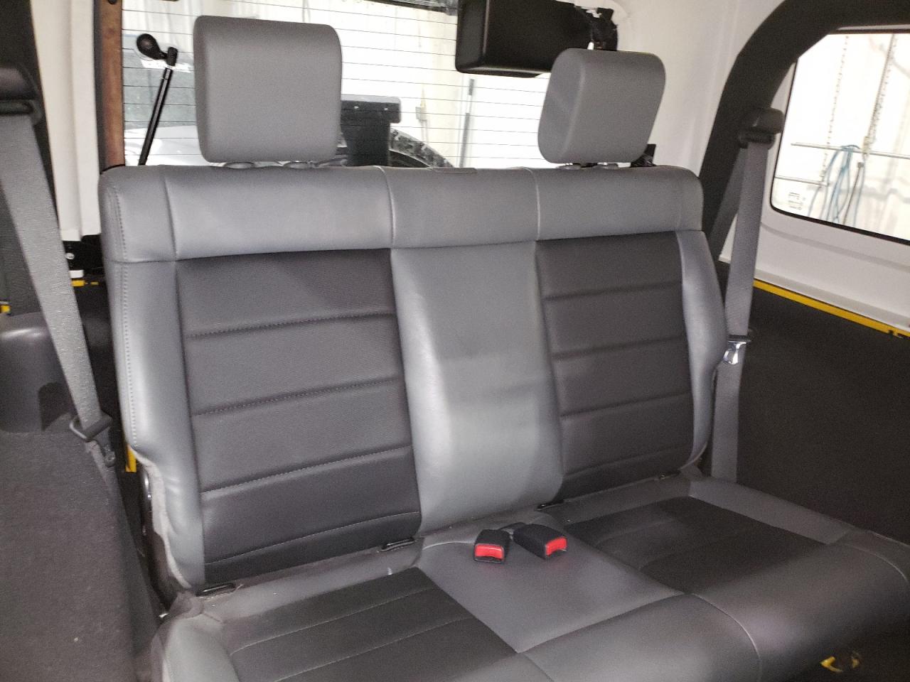 2009 Jeep Wrangler - Image 11