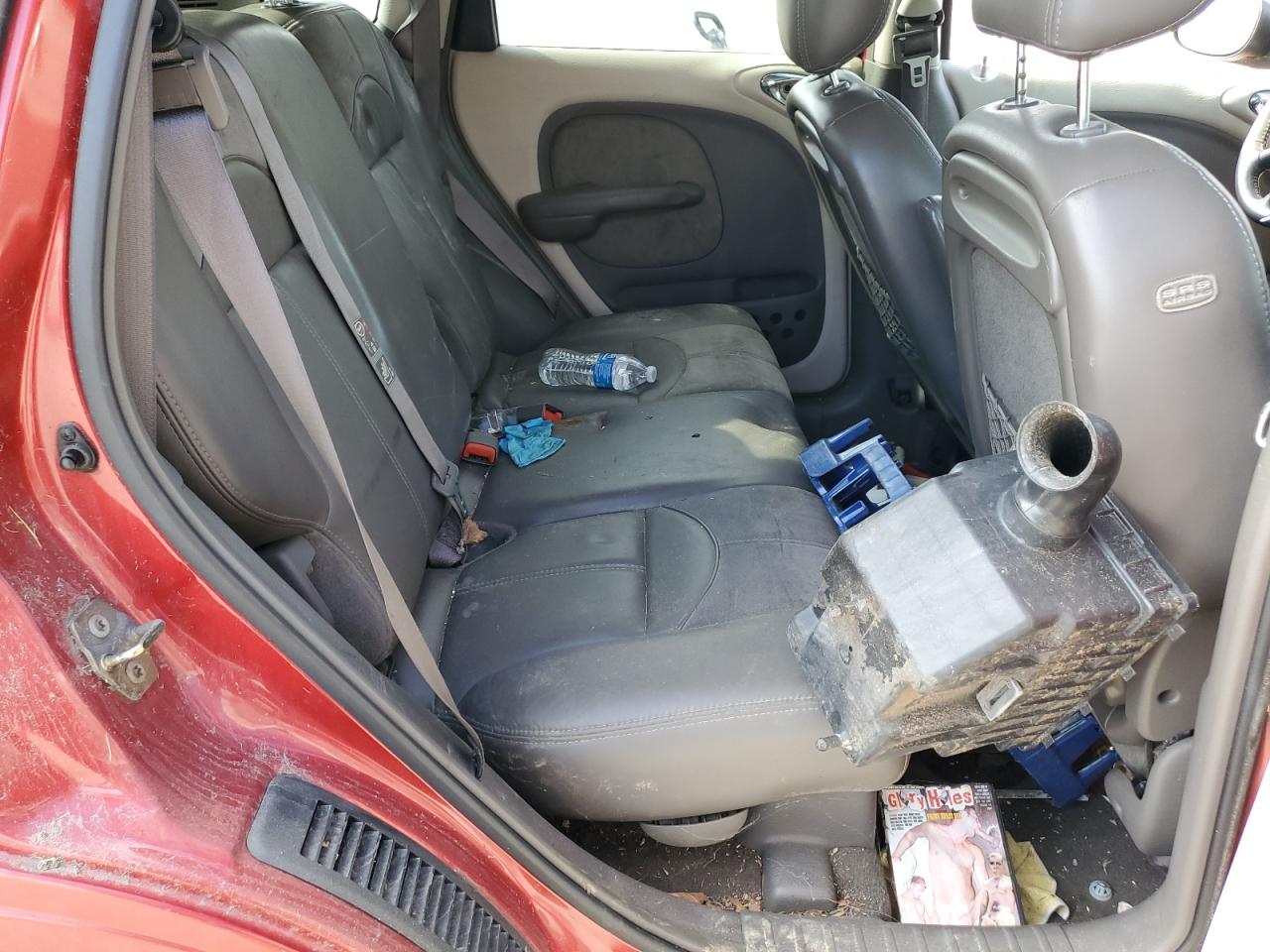2001 Chrysler PT Cruiser - Image 10