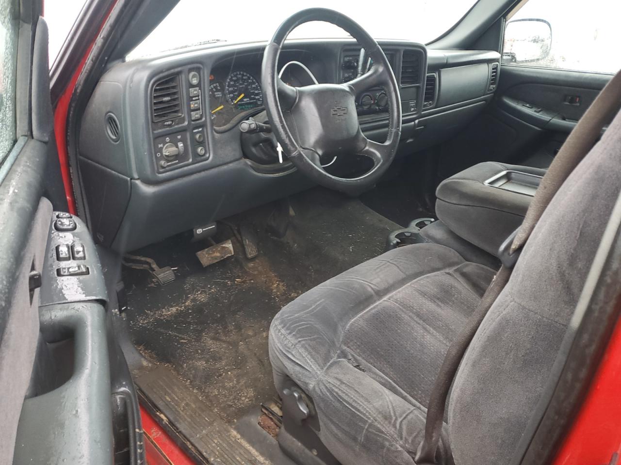 2001 Chevrolet Silverado - Image 8