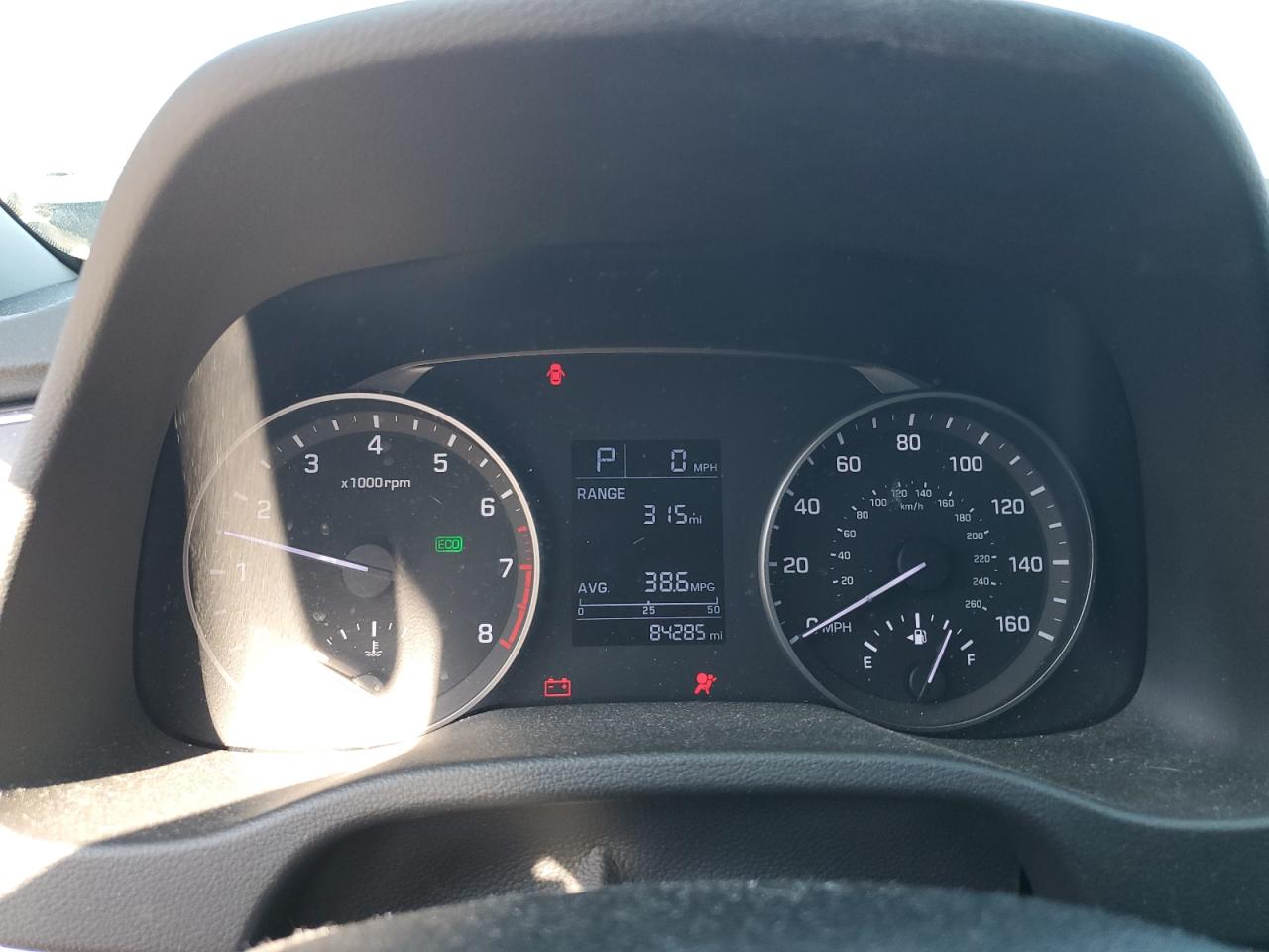 2017 Hyundai Elantra - Image 9