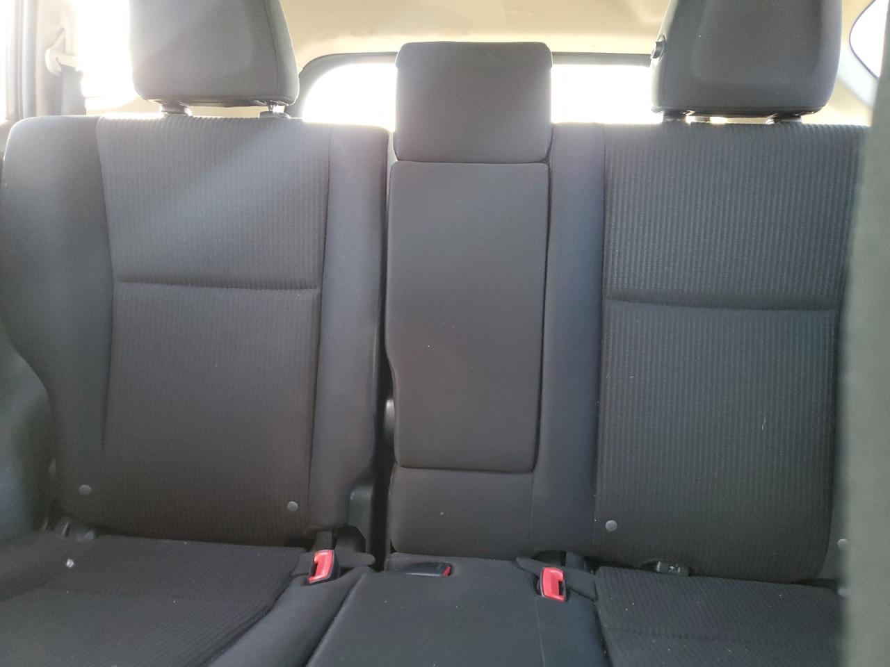 2014 Toyota RAV 4 - Image 10