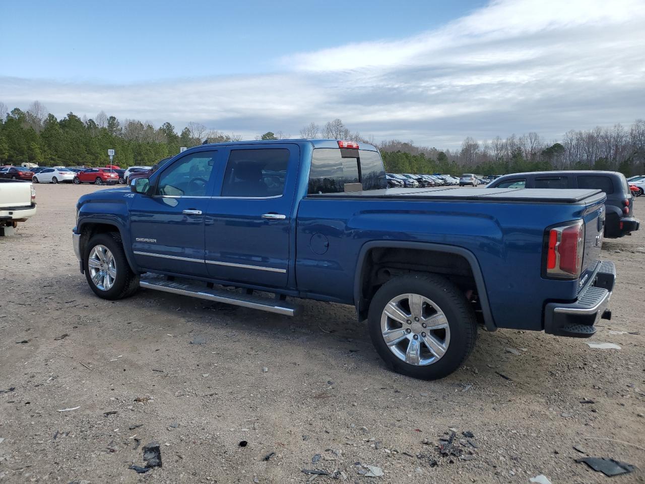 2018 GMC Sierra - Image 2
