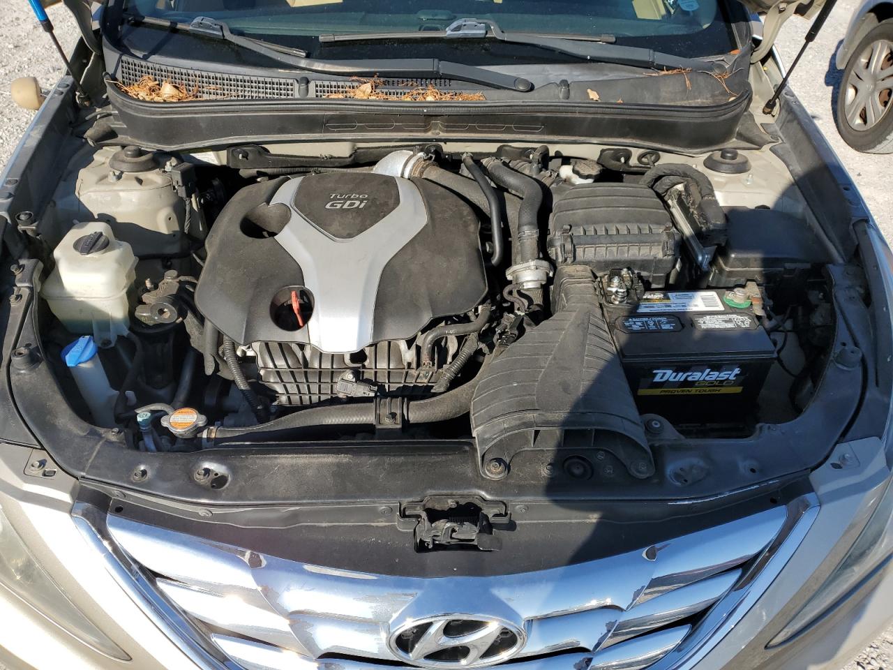 2011 Hyundai Sonata - Image 11