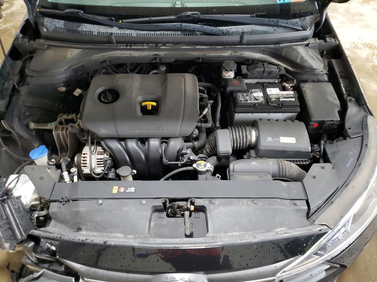 2019 Hyundai Elantra - Image 11