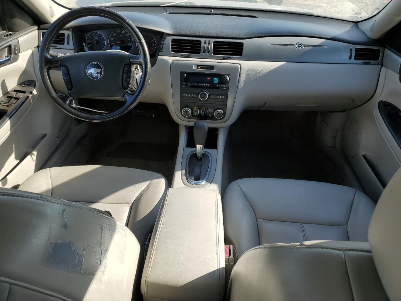 2008 Chevrolet Impala - Image 8