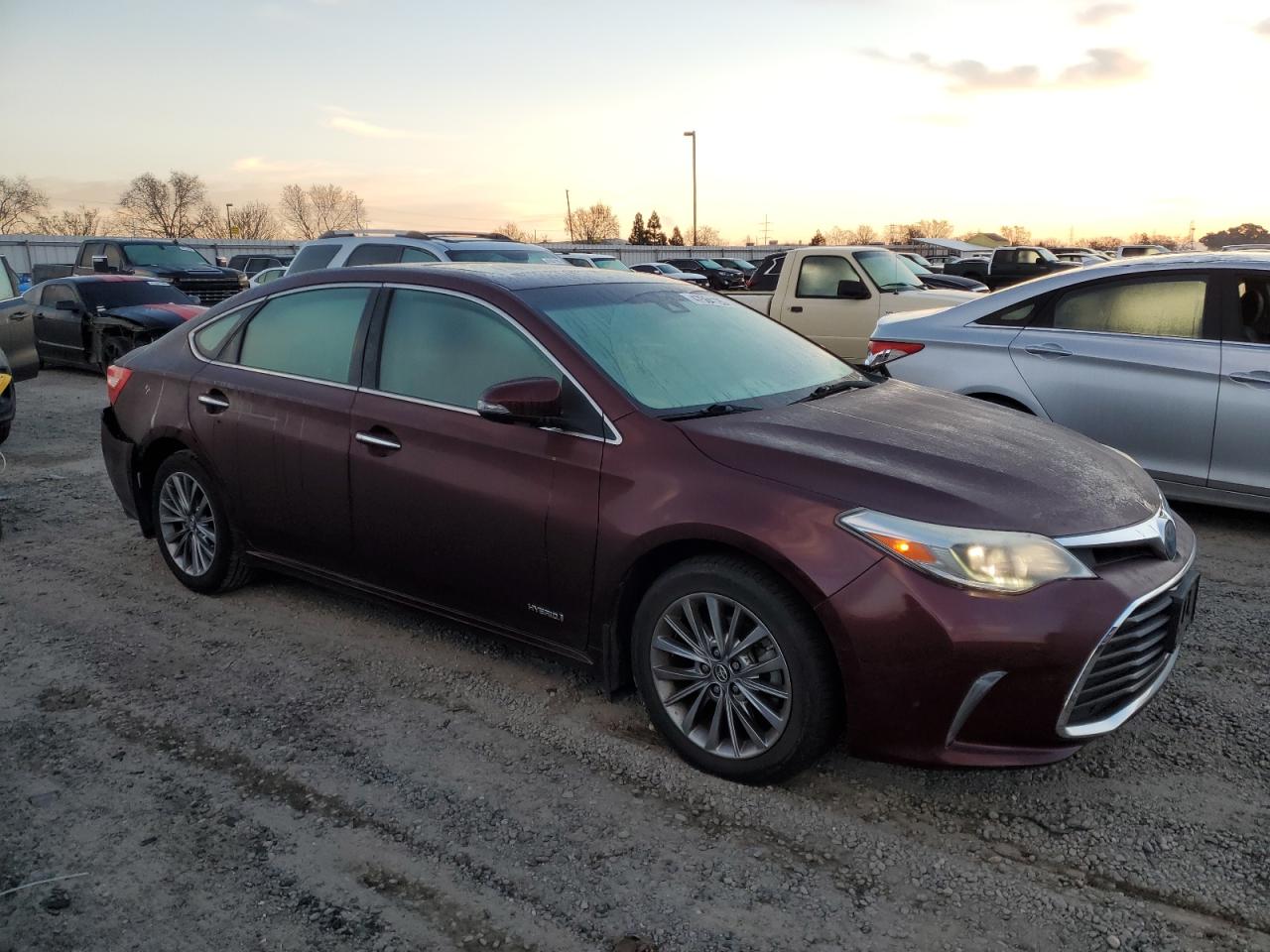 2016 Toyota Avalon - Image 4