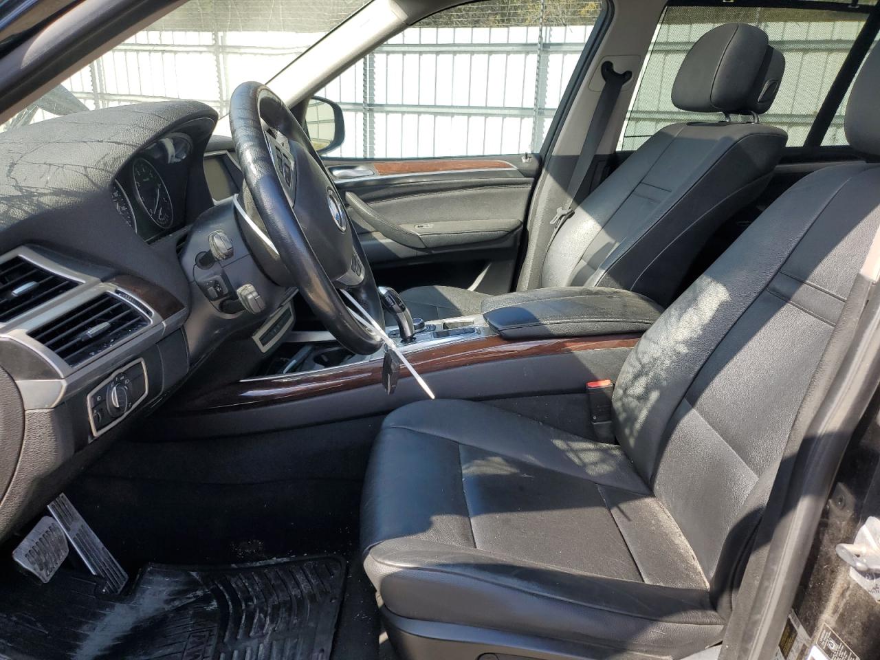 2011 BMW X5 - Image 7