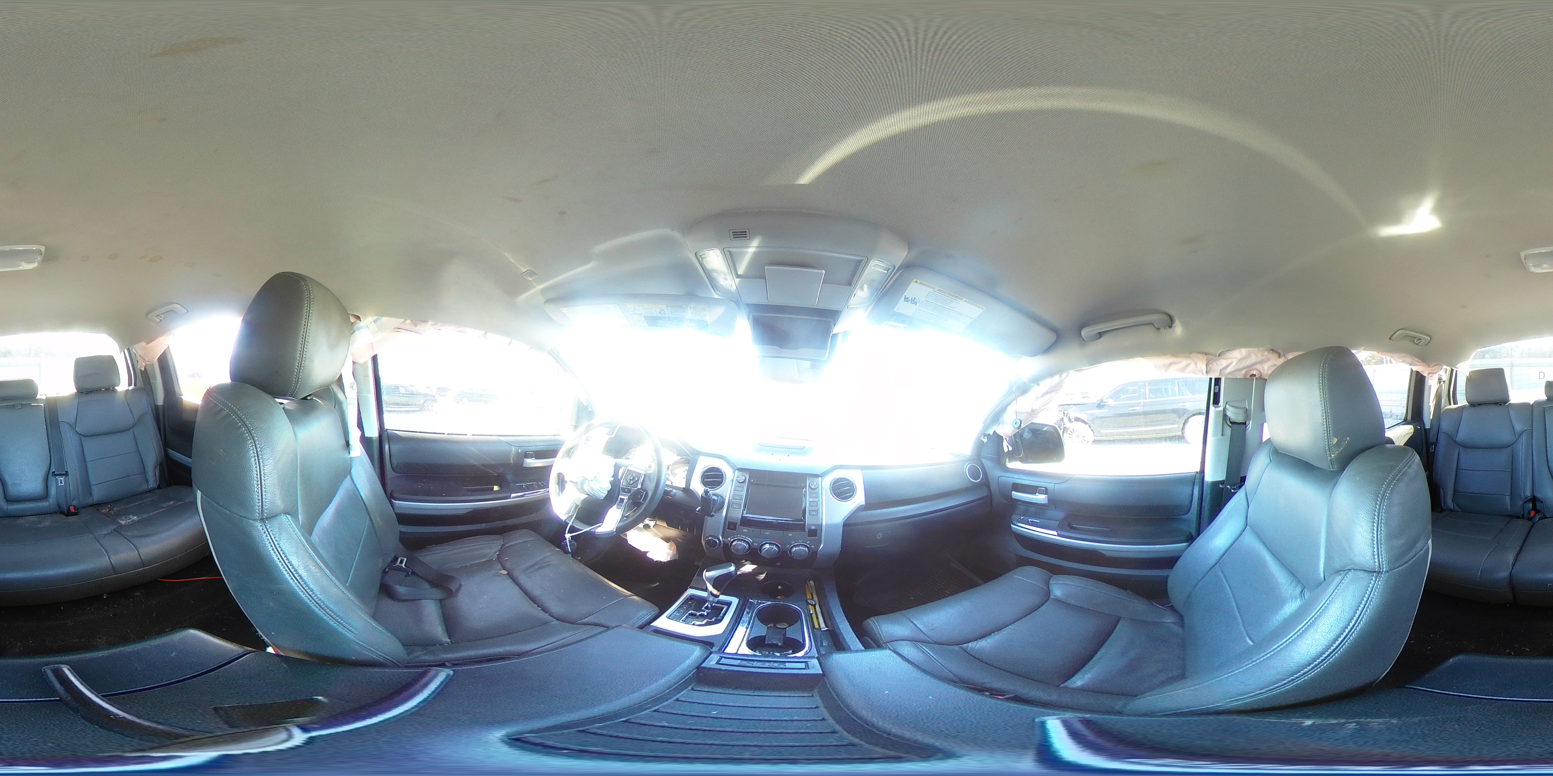 2019 Toyota Tundra - Image 13