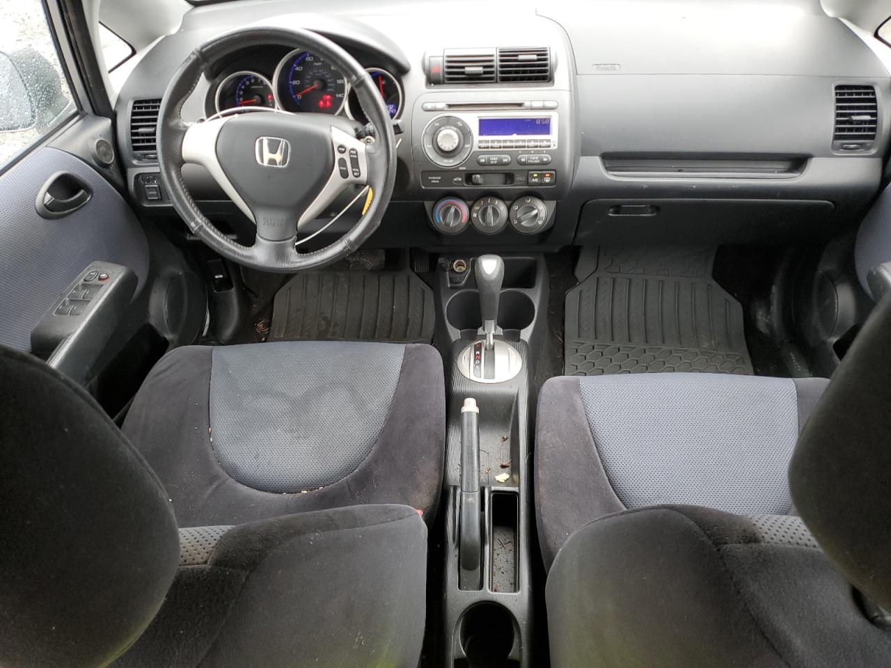 2008 Honda Fit - Image 8