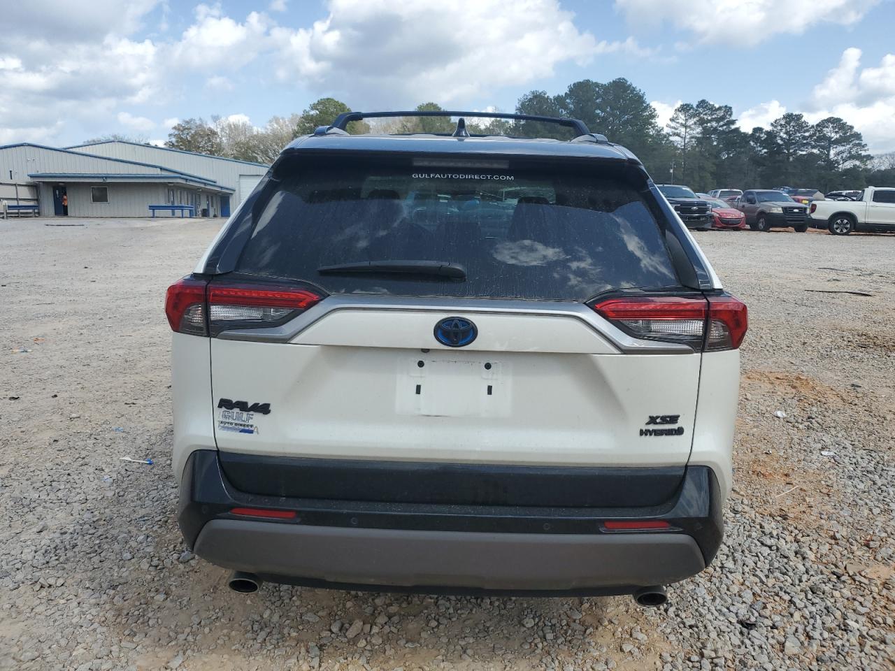2021 Toyota RAV 4 - Image 6