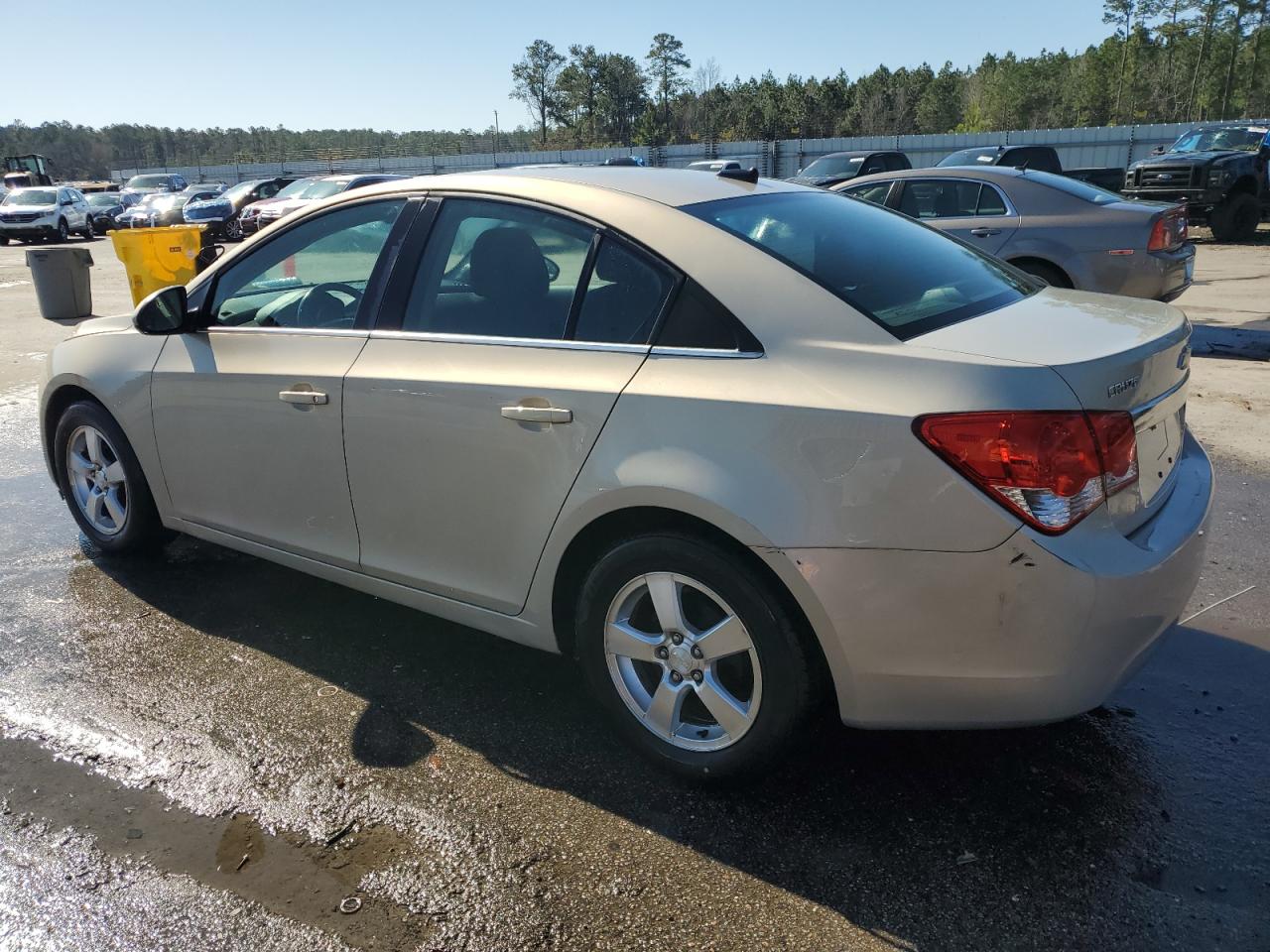 2012 Chevrolet Cruze - Image 2
