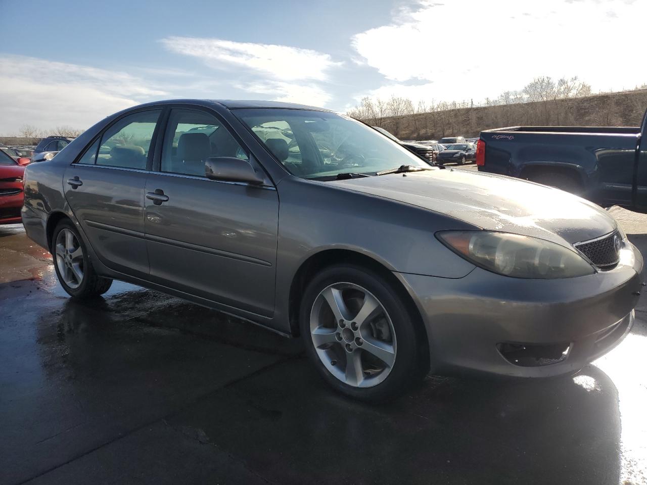 2005 Toyota Camry - Image 4