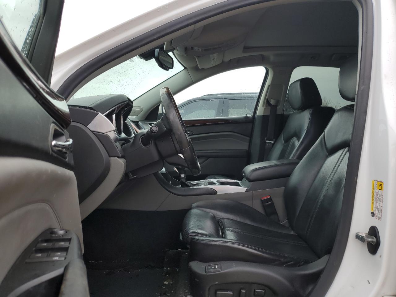 2011 Cadillac SRX - Image 7
