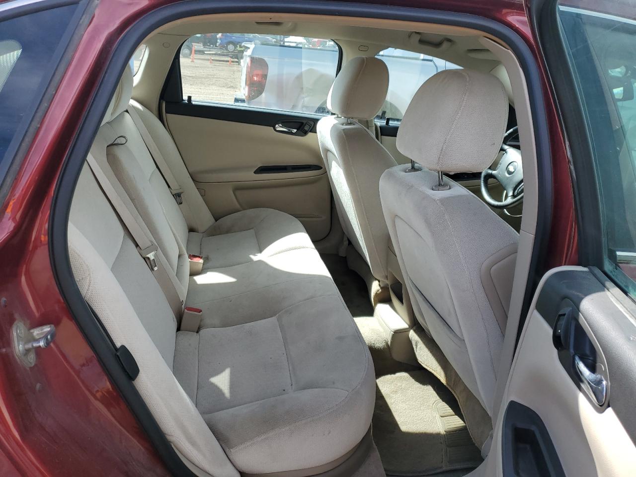 2011 Chevrolet Impala - Image 10