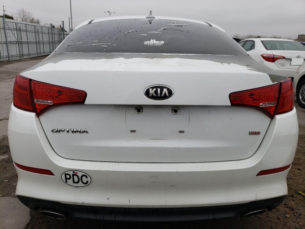 2014 Kia Optima - Image 6