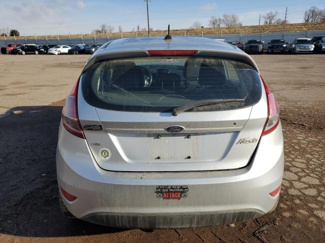  FORD FIESTA 2014 Серебристый