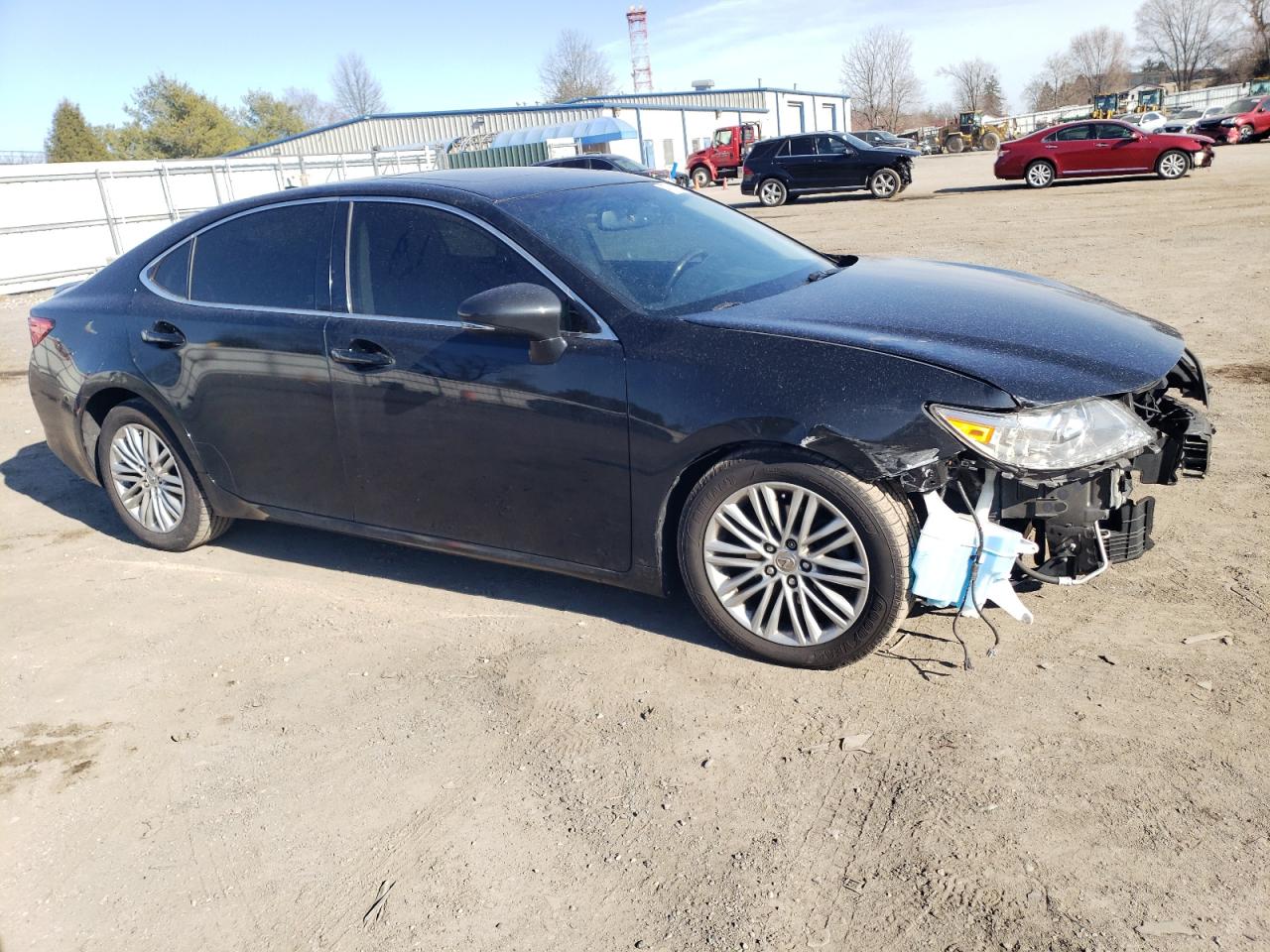 2015 Lexus ES - Image 4