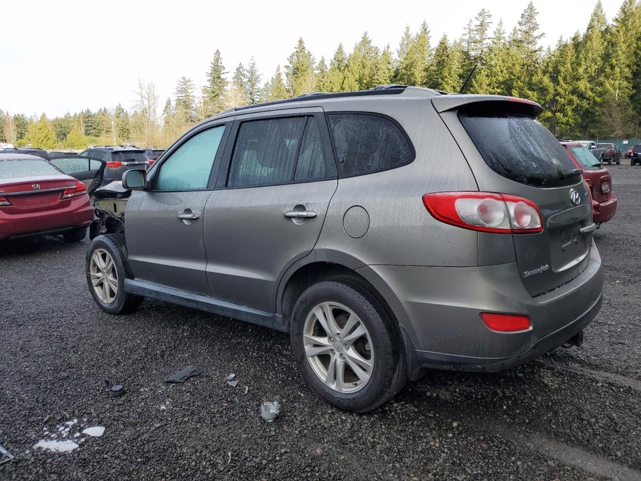 2012 Hyundai Santa Fe - Image 2