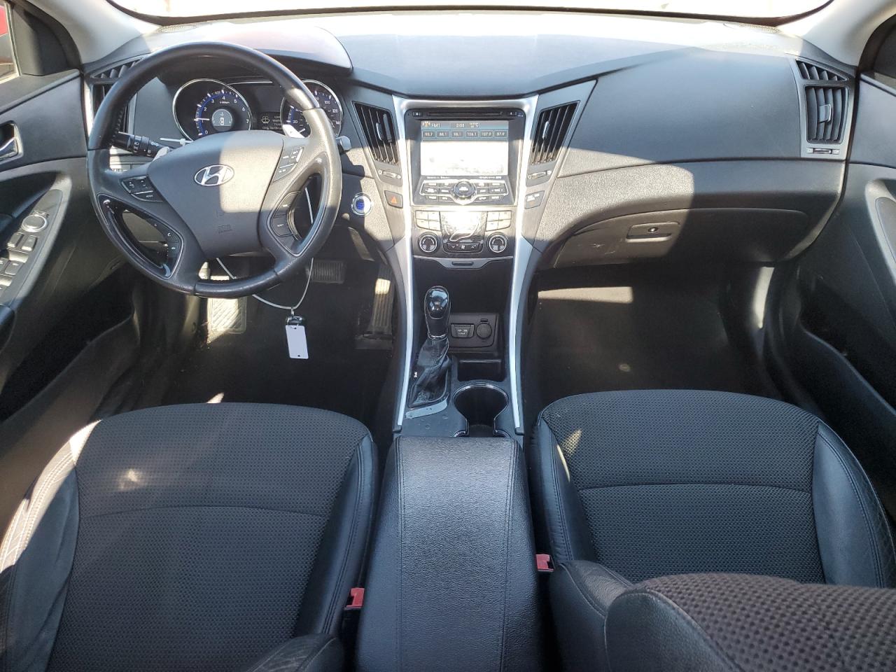 2012 Hyundai Sonata - Image 8