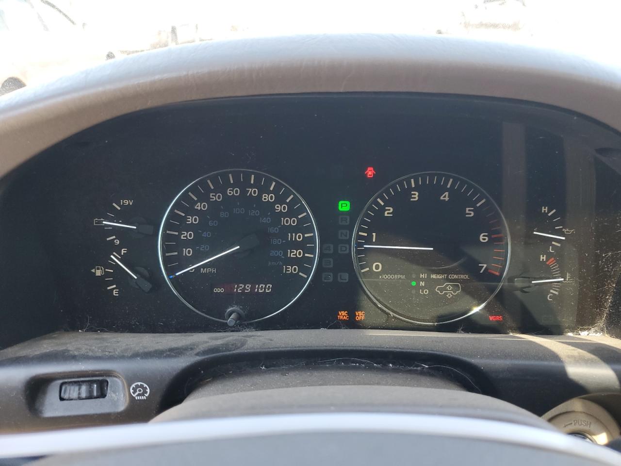 2003 Lexus LX - Image 9