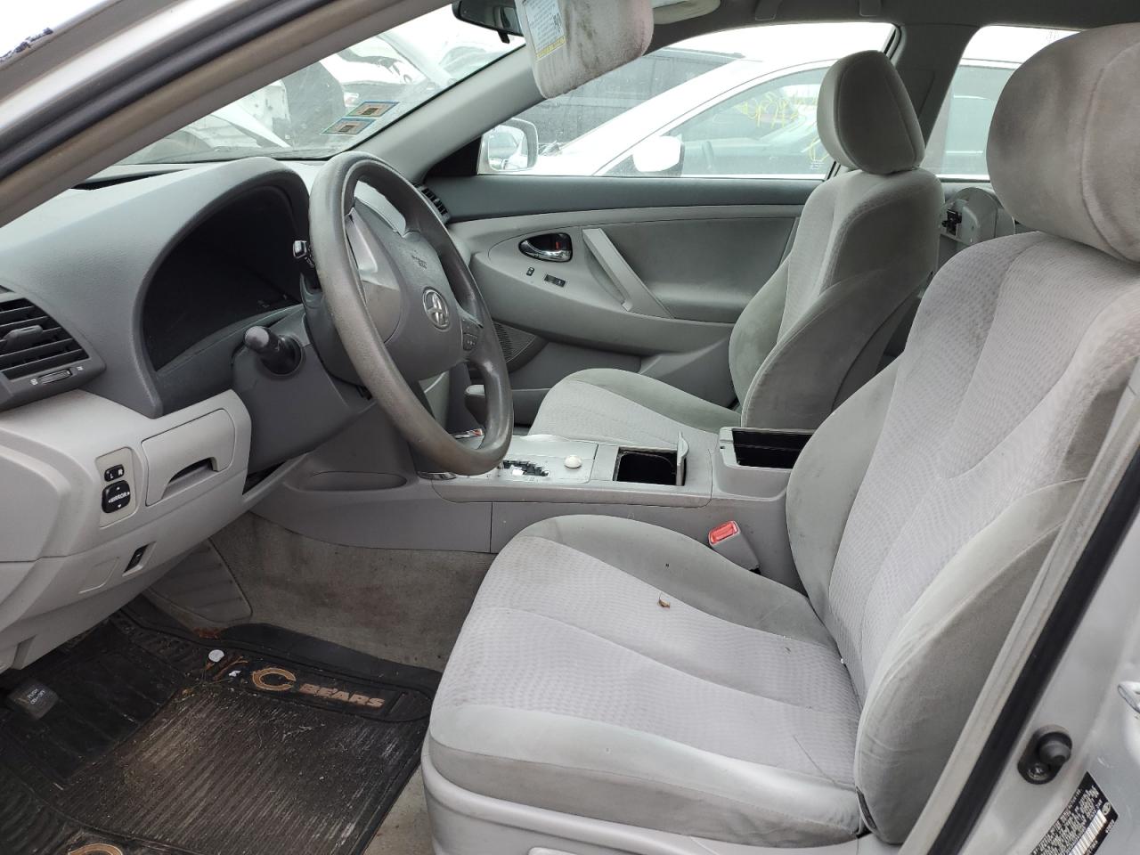 2010 Toyota Camry - Image 7