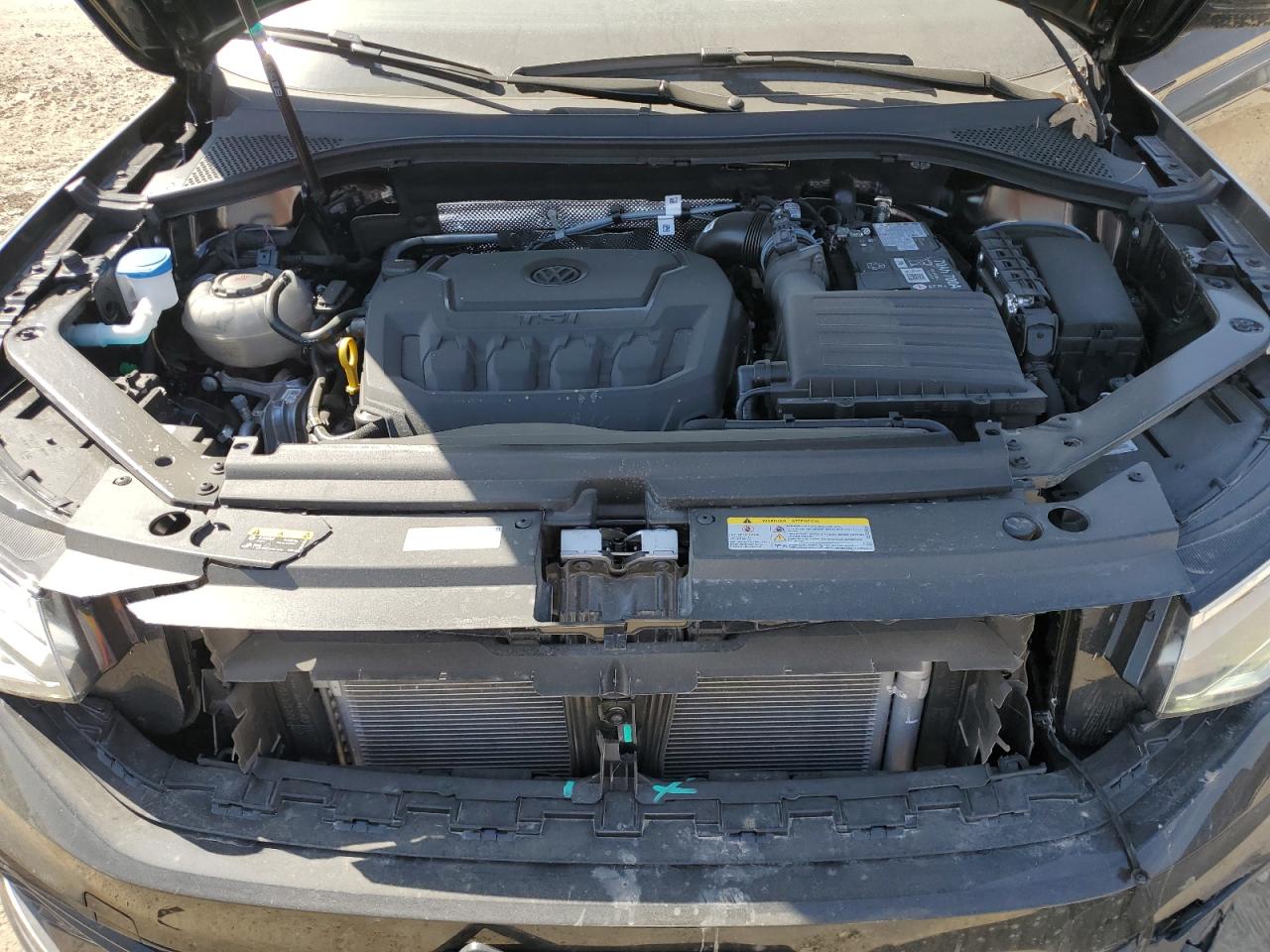 2024 Volkswagen Tiguan - Image 12