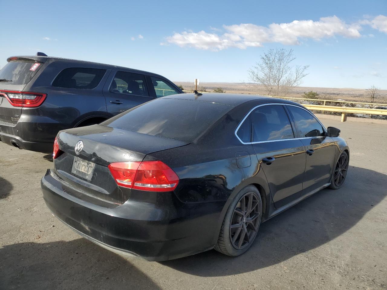 2015 Volkswagen Passat - Image 3