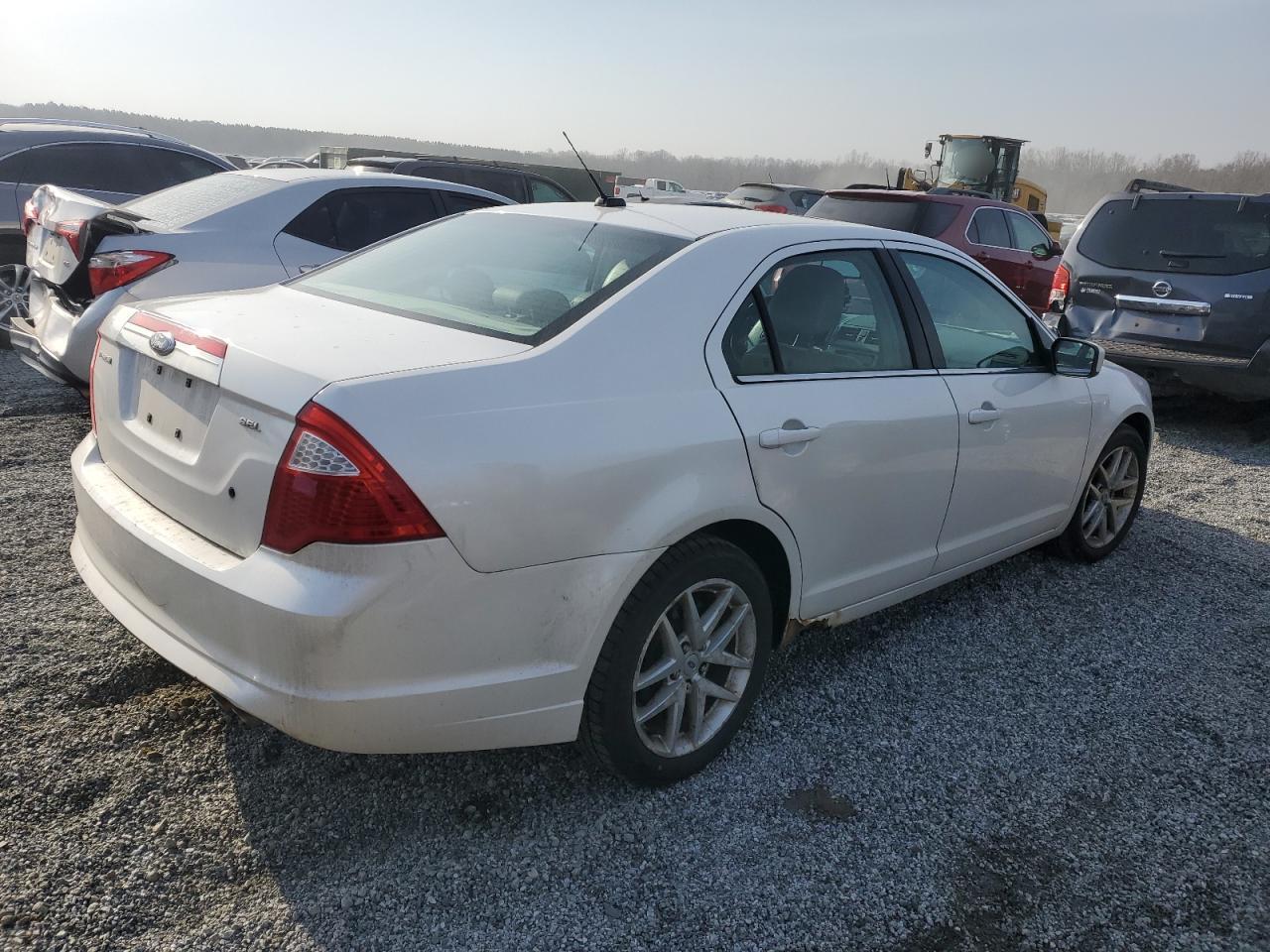2010 Ford Fusion - Image 3