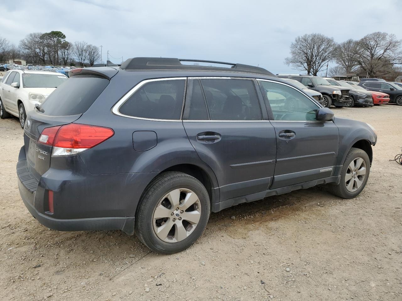 2012 Subaru Outback - Image 3