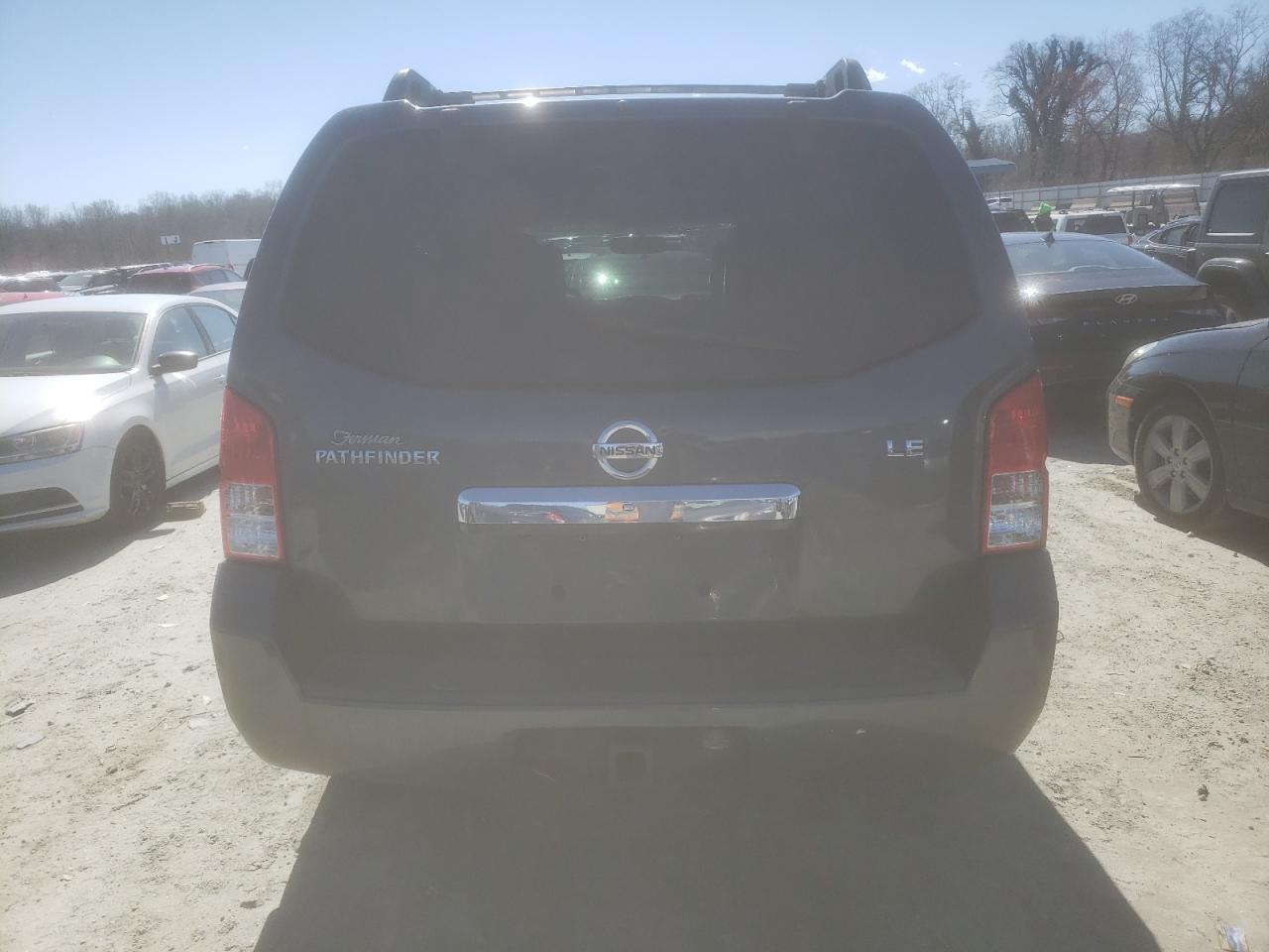2012 Nissan Pathfinder - Image 6