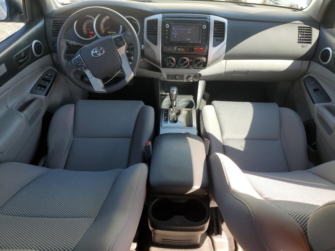 2014 Toyota Tacoma - Image 8