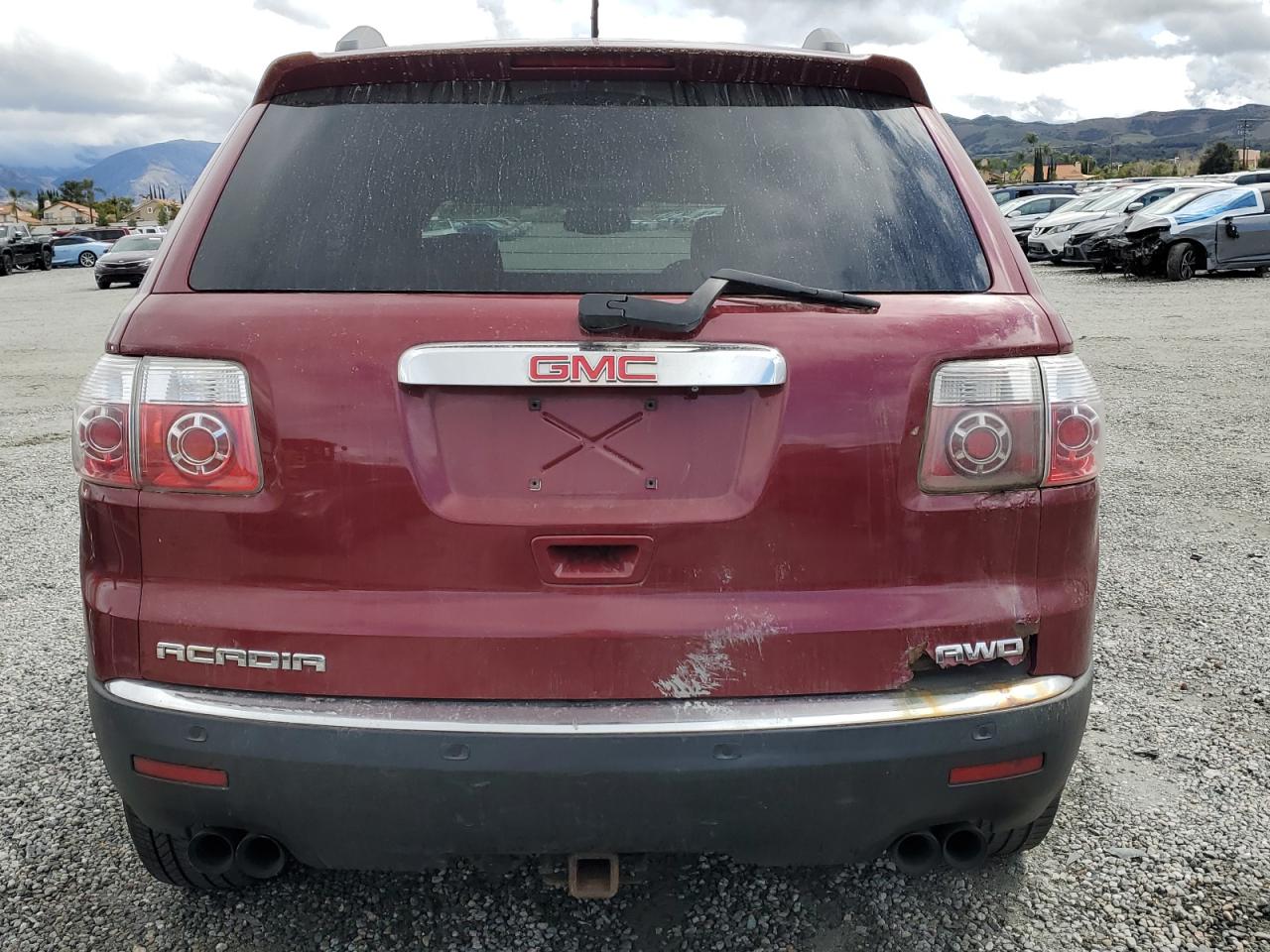 2011 GMC Acadia - Image 6