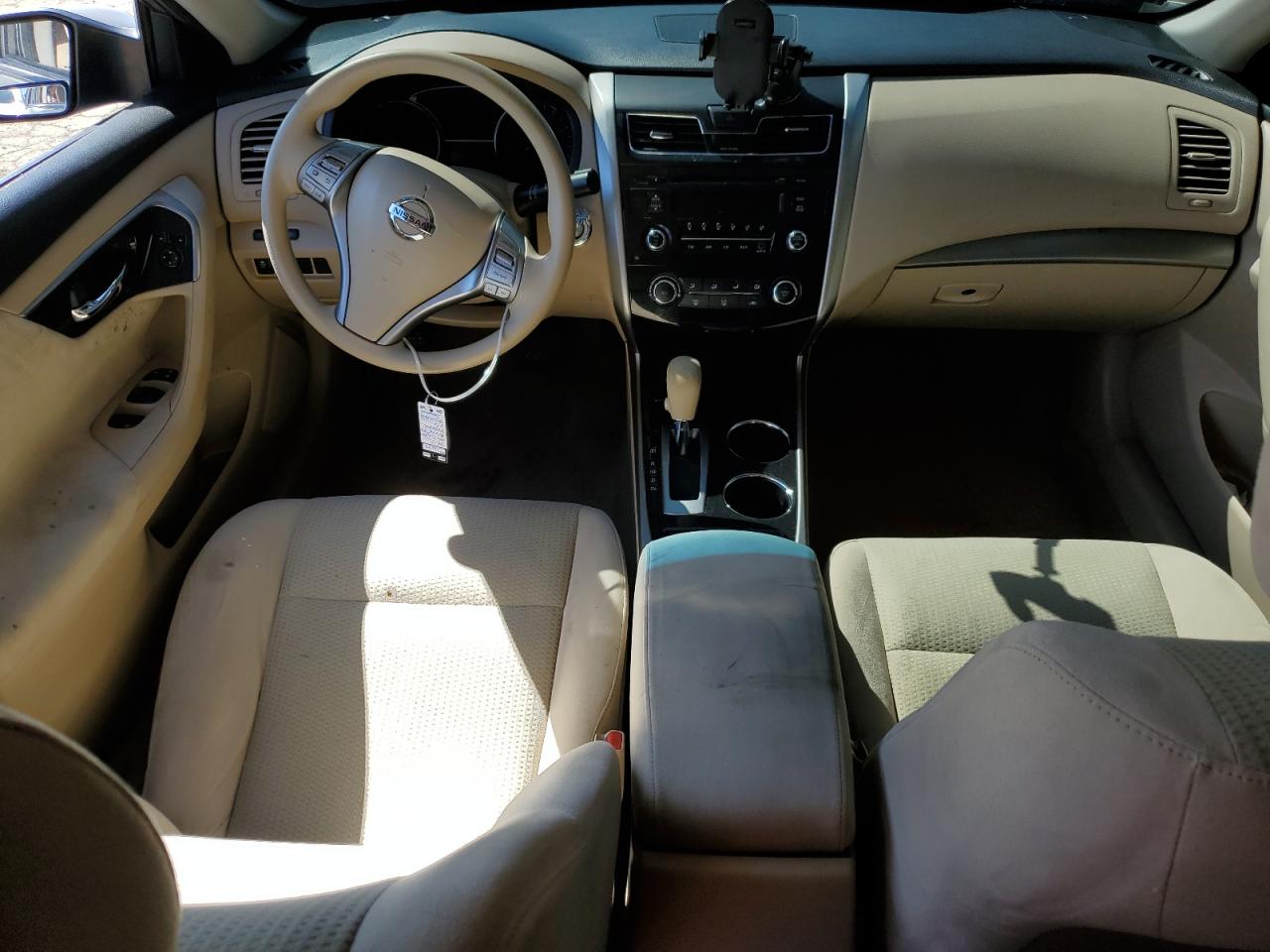 2014 Nissan Altima - Image 8