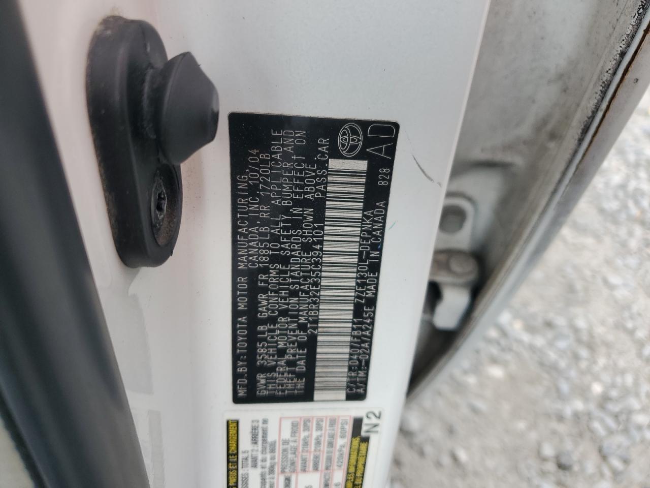 2005 Toyota Corolla - Image 12