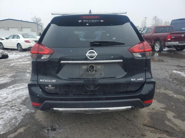  NISSAN ROGUE 2018 Czarny