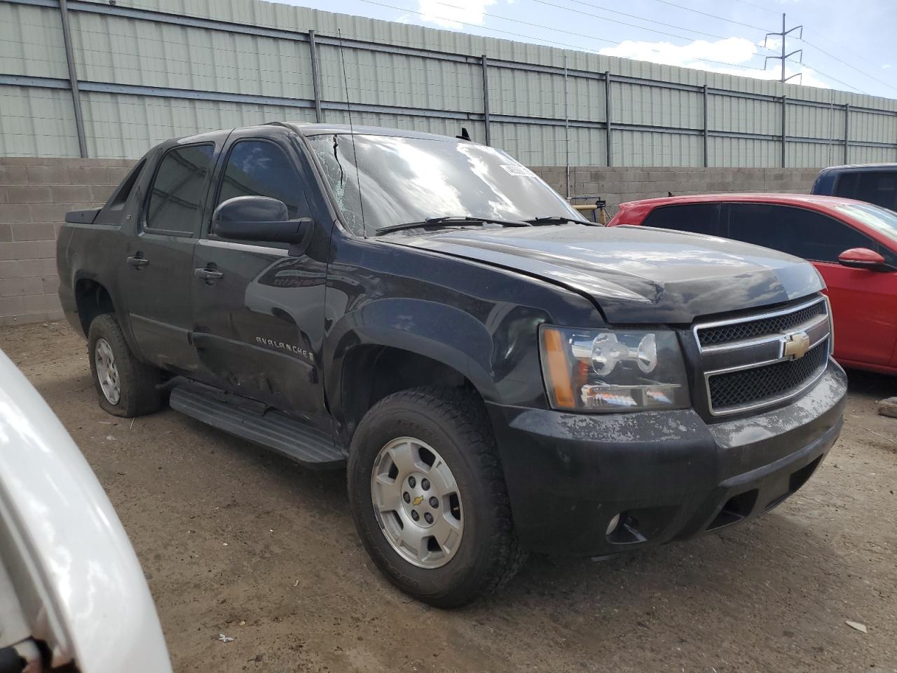 2007 Chevrolet Avalanche - Image 4